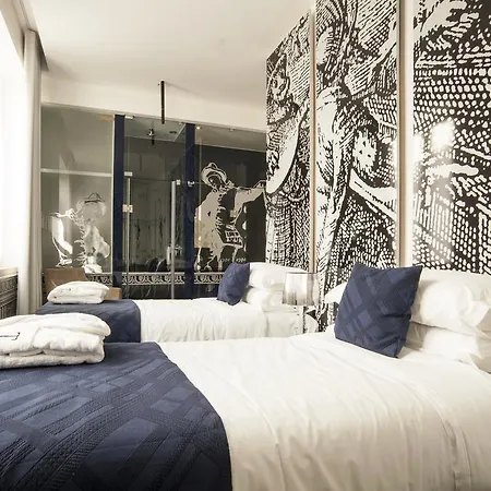 Teatro Boutique Rooms & Suites-3